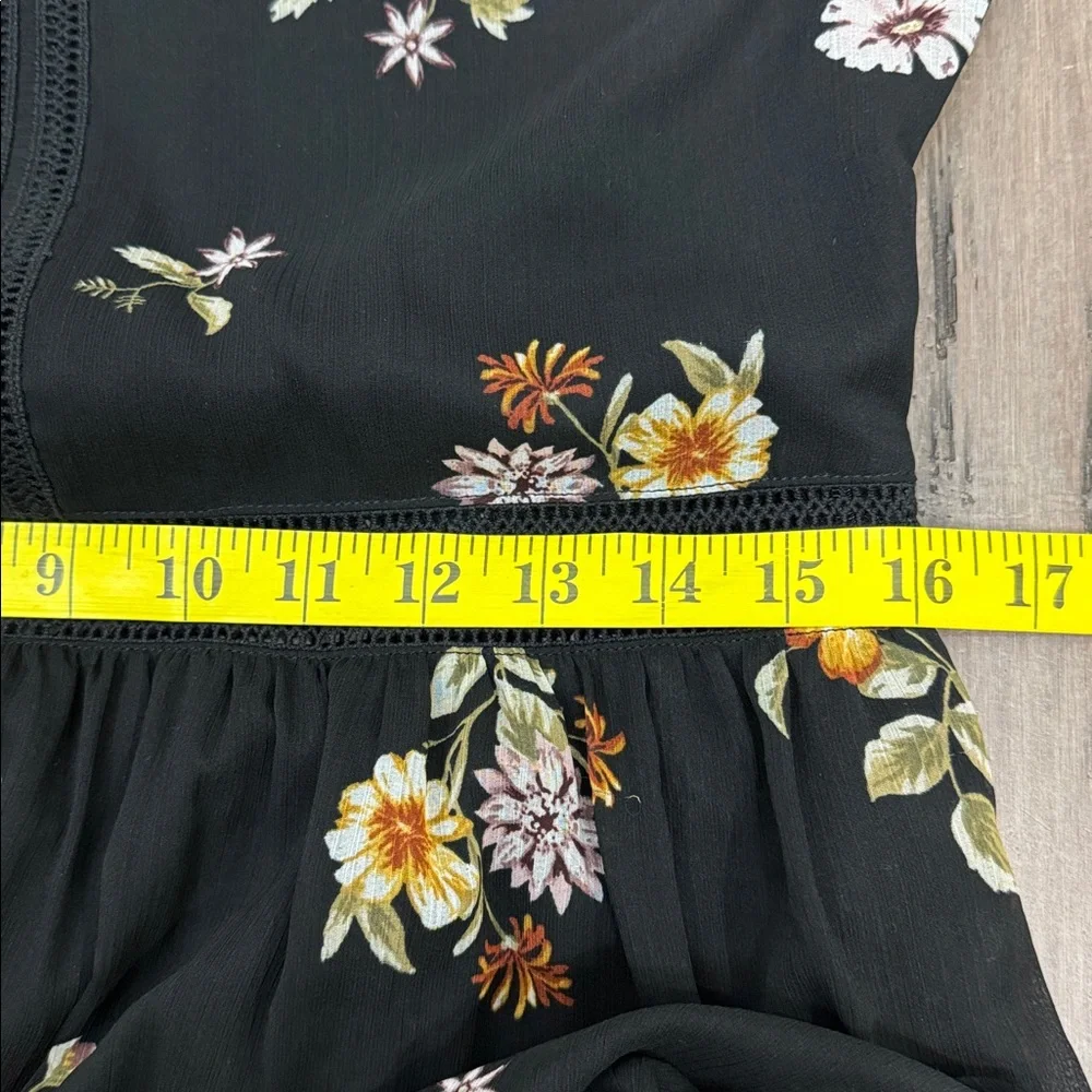 Abercrombie & Fitch Black Floral Maxi Dress short sleeve v neck cutout peekaboo‎